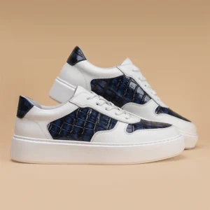 white and black leather shoescece0